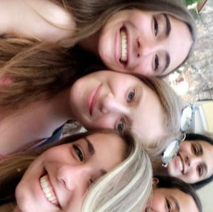 Meet your Posher, Samantha